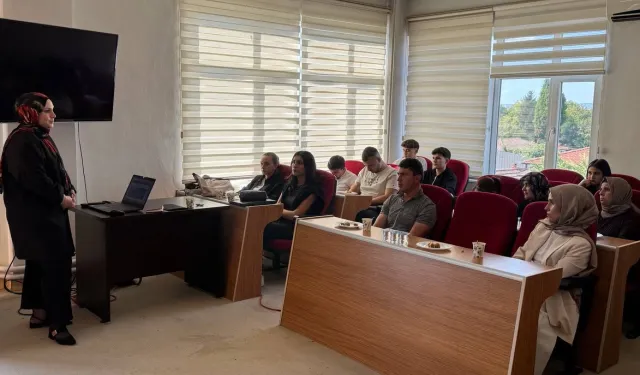 Sakarya'da özel gereksinimli vatandaşlara yasal haklar anlatıldı