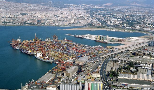 BTS İzmir Şube Başkanı Akyol: Alsancak Limanı halkındır, satılamaz