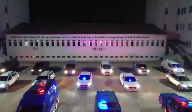 İçişleri Bakanlığı: Adana merkezli 11 ilde düzenlenen operasyonda, 1 milyar 200 milyon TL işlem hacmi bulunan 19 şüpheli yakalandı