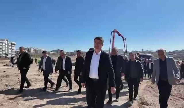 Adıyaman Belediyesi, Atatürk Parkı'nın temelini attı: Başkan Tutdere: '2026 yılı Adıyaman'ımız için açılışlar yılı olacak'