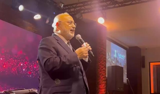 Almanya'da düğüne katılan Şevki Yılmaz'dan gençlere evlilik çağrısı: Müslüman gençlerin flört etme ve evlenmeme lüksü yok