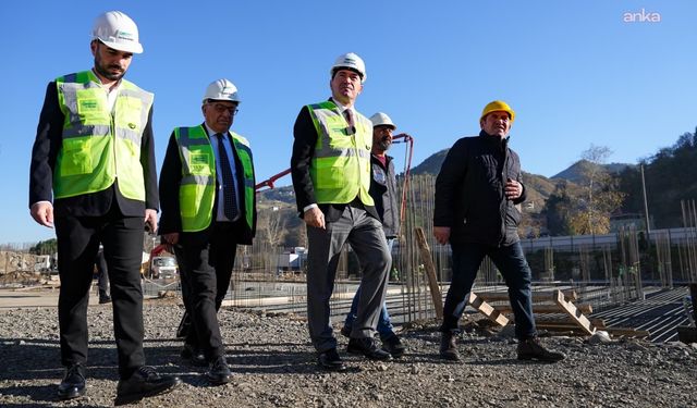 Çağlayan Kentsel Dönüşüm Projesi'nde çalışmalar ilerliyor: Ortahisar Belediye Başkanı Kaya: 'Vatandaşlarımızı bir an önce evlerine ve iş yerlerine kavuşturacağız'