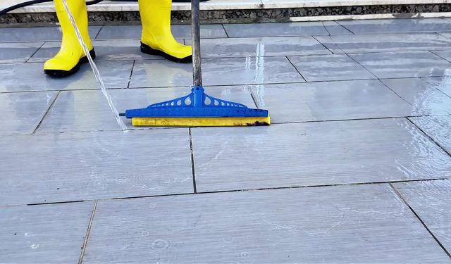 Çukurova Belediyesi'nden bayram temizliği: Camiler ibadete hazır hale getirildi