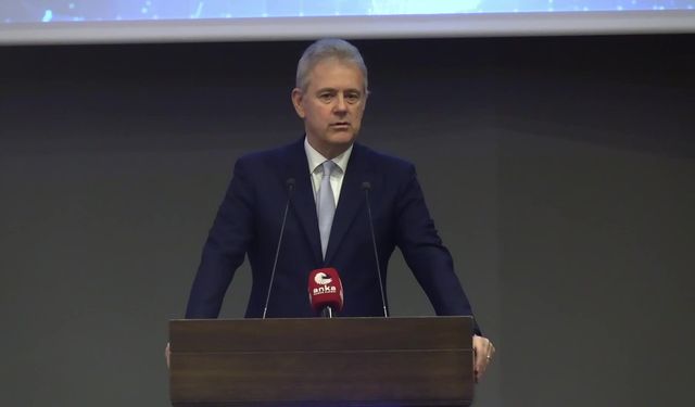 İZTO Yönetim Kurulu Başkanı Özgener: Ortadoğu'daki savaş küresel ekonomide yeni bir dönemi başlattı