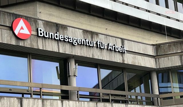 Almanya'da işsiz sayısı 3 milyonun üzerinde seyretmeyi sürdürüyor