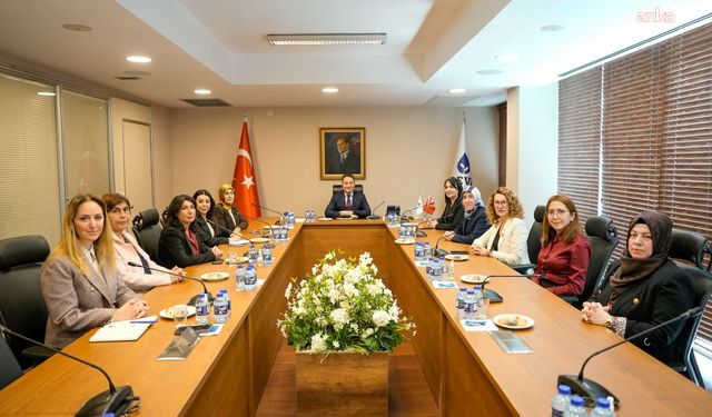 Babacan, muhalefet partilerinin kadın çalışma grubunu ağırladı