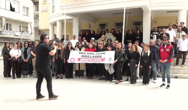 Bornova'dan, okullarda şiddete karşı tek ses: 'Karanlığa teslim olmayacağız'