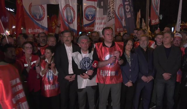 Eğitim-İş ve Hürriyetçi Eğitim Sendikası'nın 11 saat süren eylemi sona erdi... Kadem Özbay: And olsun ki bu kötülüklerin hesabını soracağız