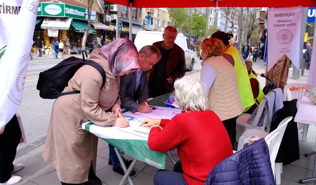 Eskişehir'de özelleştirilen alana hastane yapılması için imza kampanyası başlatıldı