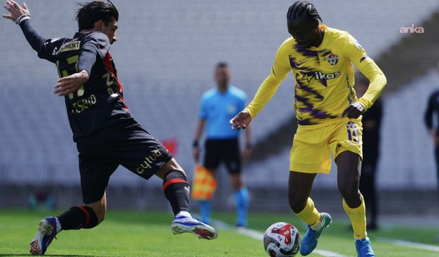 Fatih Karagümrük, Eyüpspor'a 2-1 mağlup oldu
