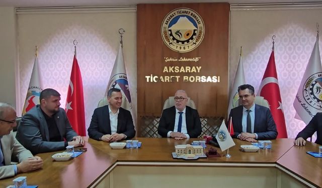İYİ Parti heyeti Aksaray Ticaret Borsası'nı ziyaret etti: 'Türkiye yüksek faiz, vergi ve ceza üçgenine hapsedildi'