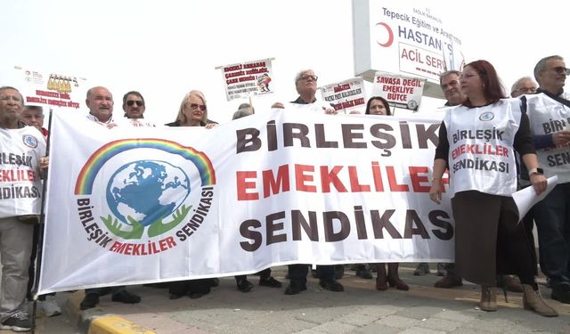 İzmir'de emeklilerden 'ara zam' ve sağlıkta 'katkı payı kaldırılsın' çağrısı