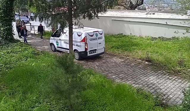 Kahramanmaraş'ta okul saldırısında hayatını kaybeden 11 yaşındaki Adnan Göktürk Yeşil, Osmaniye'de son yolculuğuna uğurlandı