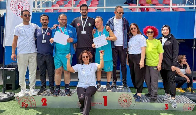 Manavgatlı özel sporculardan Atletizm İl Şampiyonası'nda üstün başarı