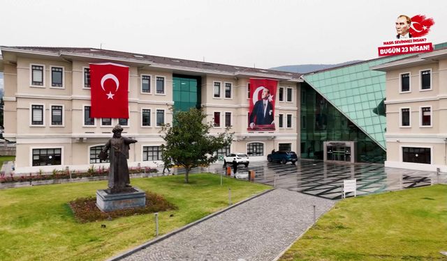 Osmangazi Belediyesi'nden çocuklara 23 Nisan hediyesi: Karıncalı Parkı hizmete açıldı