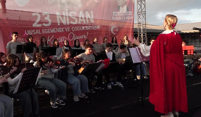 Osmangazi'de 23 Nisan'a özel Cahit Berkay konseri