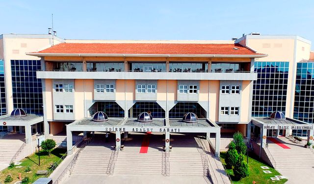 'Rüşvet' suçlamasından yargılanan eski Edirne Belediyesi İmar Müdürü ve Belediye Meclis Üyesi ilk duruşmada tahliye edildi