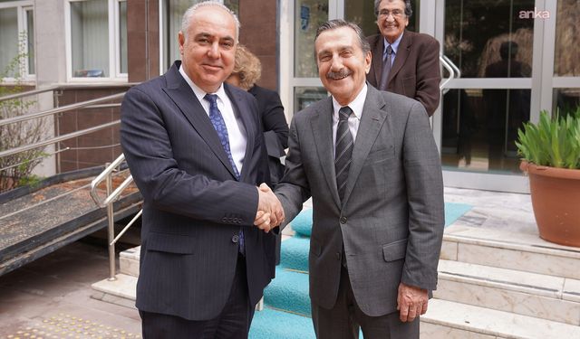 Tepebaşı Belediye Başkanı Ataç'tan Özgür Yalçın'a 'hayırlı olsun' ziyareti