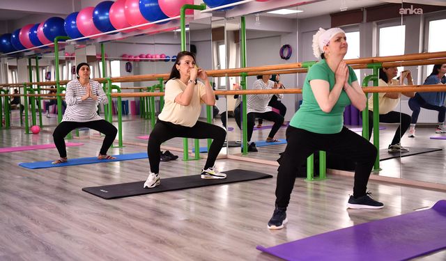 Tepebaşı'nda kadınlar fonksiyonel antrenman ile güçleniyor