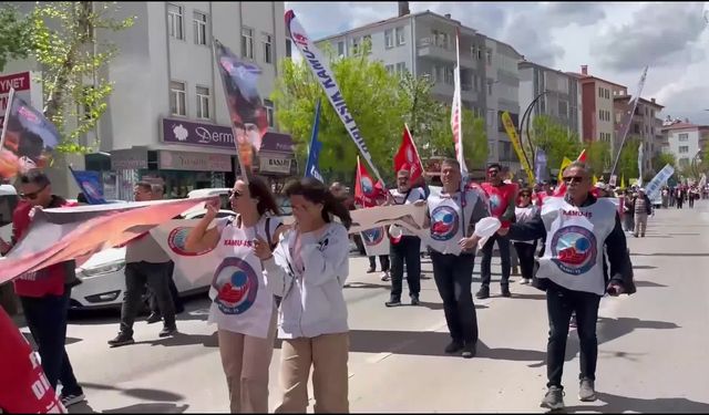 Aksaray'da 1 Mayıs Emek ve Dayanışma Günü kutlaması: Emeğin, adaletin ve halkın iktidarını hep birlikte kuracağız