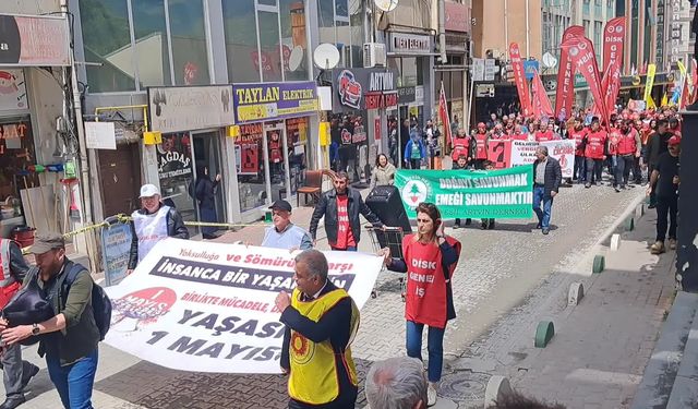 Artvin'de 1 Mayıs Emek ve Dayanışma Günü kutlandı: Bu sömürü ve yağma düzeninin çarkları arasında her gün daha fazla eziliyoruz