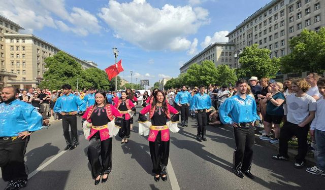 Berlin'deki 'Kültürler Karnavalı'nda Türk rüzgârı
