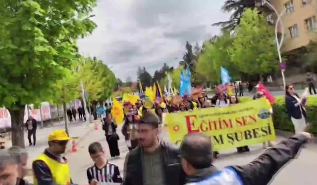 Çorum'da 1 Mayıs'ta Bakan Yusuf Tekin için hazırlanan karne gerginliğe yol açtı