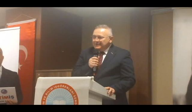 Eğitim İş Samsun Şubesi'nin 5'inci İlkadım Onur Ödülü gazeteci Özlem Gürses'e verildi