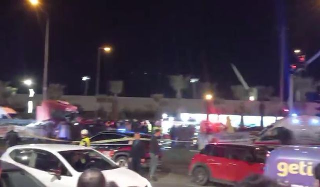 Giresun'da tır ile iki otomobil çarpıştı: 5 ölü, 6 yaralı