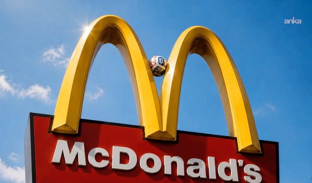 McDonald's'ın altın kemerinde futbol topu belirdi