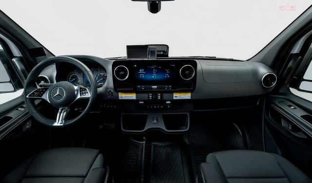 Mercedes-Benz, eSprinter Minibüs dönüşümü ile dünyada ilk kez Türkiye'de
