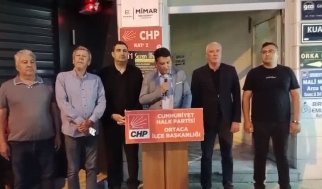 Muğla'da CHP'li eski ve mevcut yöneticilerden 'olağanüstü kurultay' çağrısı