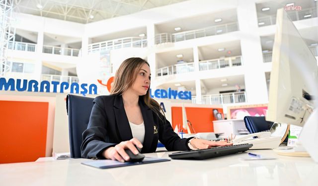 Muratpaşa Belediyesi Turunç Masa, nisan ayında 12 bin başvuruyu çözüme kavuşturdu
