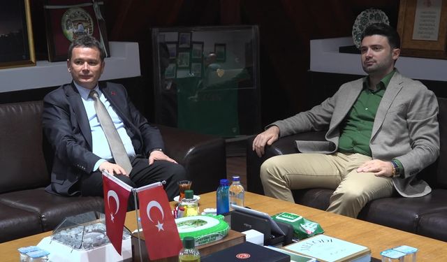 Osmangazi Belediye Başkanı Aydın'dan Bursaspor'a tebrik ziyareti