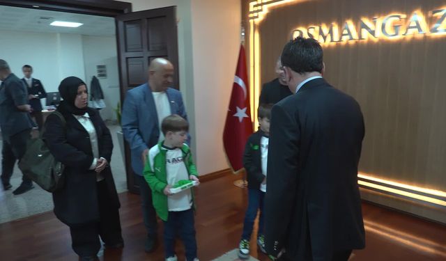 Osmangazi Belediye Başkanı Aydın'dan DMD hastası Yağız Efe için dayanışma çağrısı
