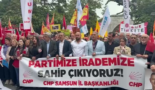 Samsun'da 'Atatürk'ün eserine sahip çıkıyoruz' eylemi: CHP Genel Merkezi'ne darbe yapıldı