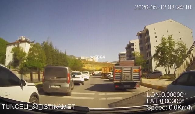 Tunceli'de ambulans için trafikte oluşturulan 'fermuar sitemi' kameraya yansıdı