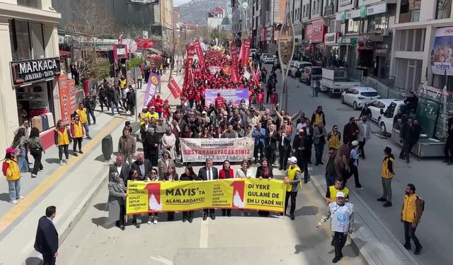 Van'da 1 Mayıs kutlaması