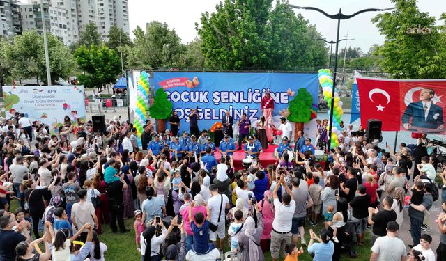 Adana Büyükşehir Belediyesi'nden Merkez Park'ta 'Çocuk Şenliği'