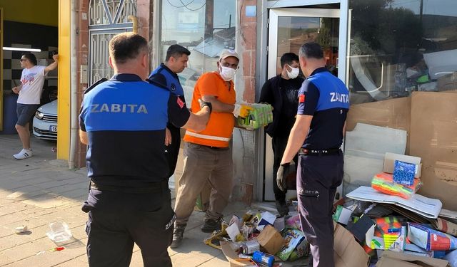 Gemlik Zabıtası'ndan halk sağlığını tehdit eden depoya baskın