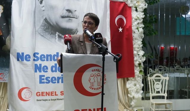 Isparta'da Genel Sağlık-İş'ten birlik mesajı: 'Mücadelemizi ilkelerimizle sürdüreceğiz'