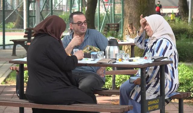 Osmangazi Belediye Başkanı Aydın, mahalle buluşmalarını sürdürüyor
