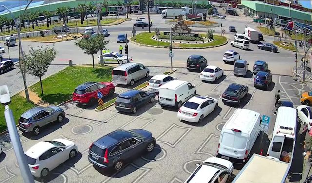 Yeniden Refah Partili Gezgin'in makam aracı kaza yaptı: 3 Yaralı