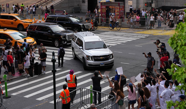 Taylor Swift ile Travis Kelce New York'ta evlendi! Düğün için yollar kapatıldı