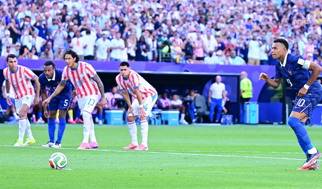 Fransa, Paraguay'ı tek golle geçti, çeyrek finale yükseldi