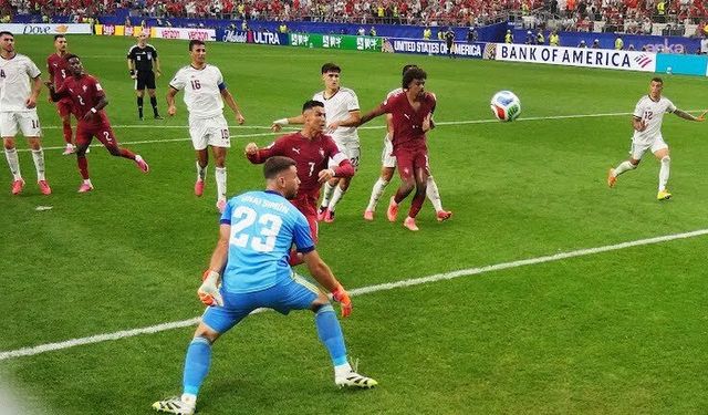 İspanya, Portekiz'i 90 artı 1'de geçti, çeyrek finale yükseldi