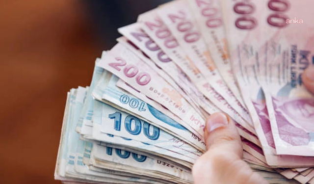 SSK ve Bağ-Kur emeklilerine yüzde 17,76, memur ve emeklilerine ise yüzde 13,52 oranında zam yapılacak