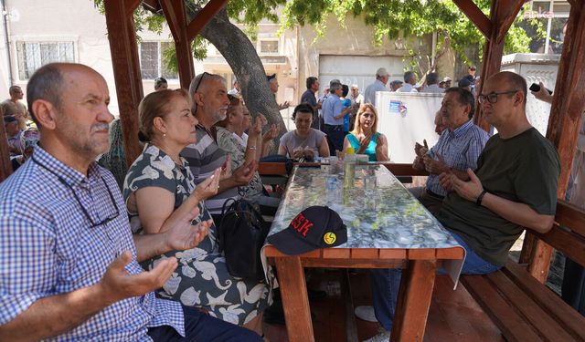 Tepebaşı Belediye Başkanı Ataç, Yeşiltepe'de vatandaşlar ile buluştu