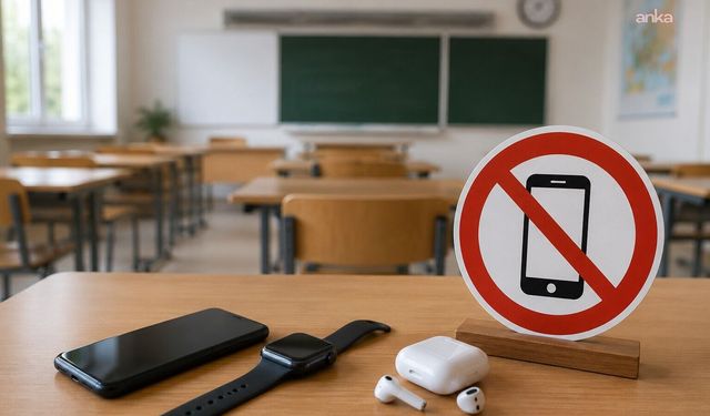 Çekya hükümeti okullarda cep telefonu yasağını onayladı