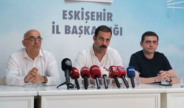 CHP Eskişehir İl Başkanlığı görevinden alınan Talat Yalaz: 'Mücadelemizi sürdüreceğiz'